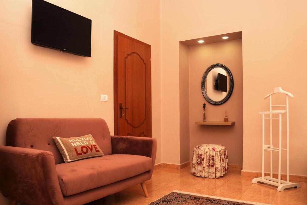 Comfortable Ar Wilson Square/ Self Check In Apartment